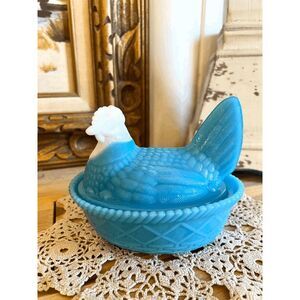 Vintage Westmoreland 5" Blue Opaque Hen on Nest Covered Dish | White Head Glass